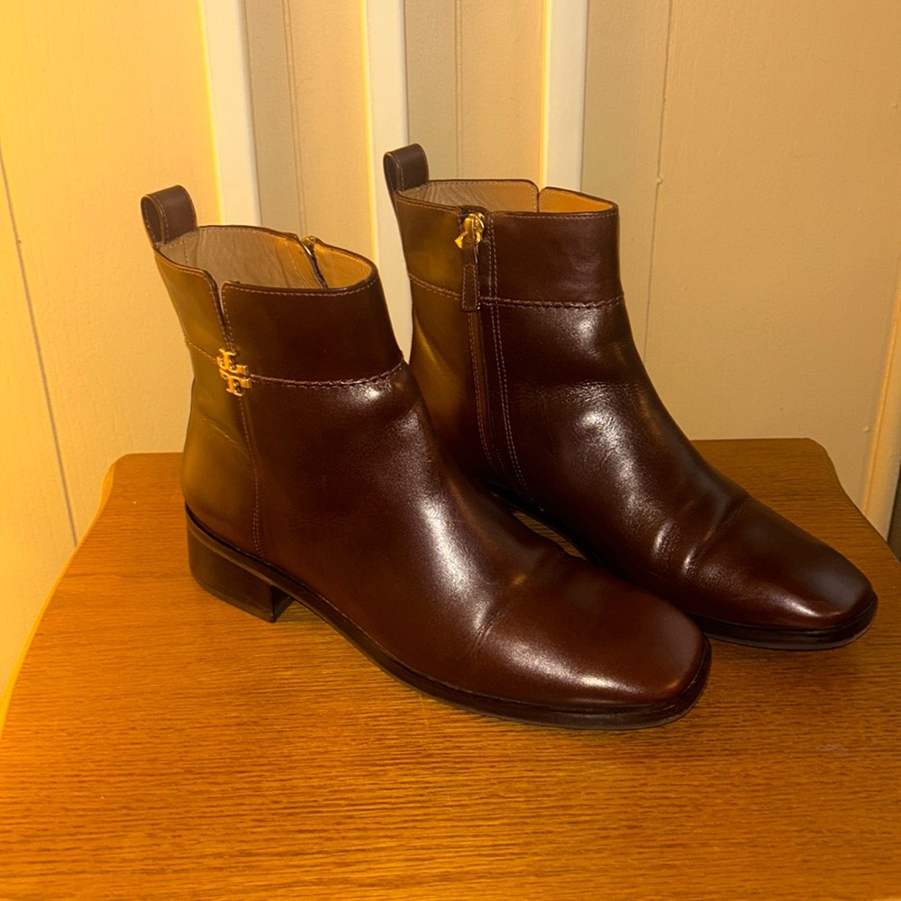 Tory Burch Boots